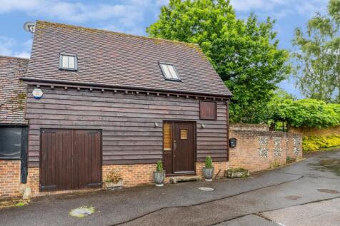 High Street, Amersham 2 bed link detached house for sale