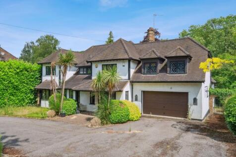 6 bedroom detached house for sale