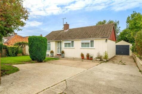 Buckingham Road, Gawcott MK18 3 bed bungalow for sale