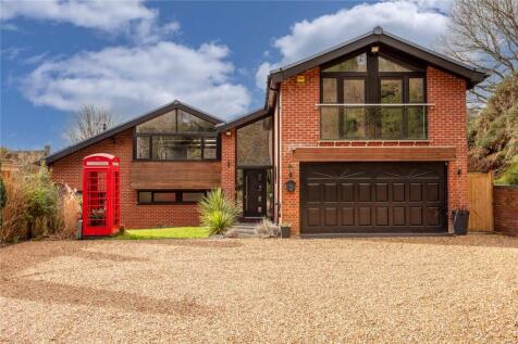 6 bedroom detached house for sale