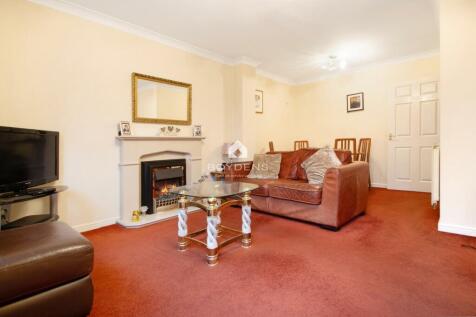 Caxton Close, Tiptree CO5 3 bed terraced house for sale