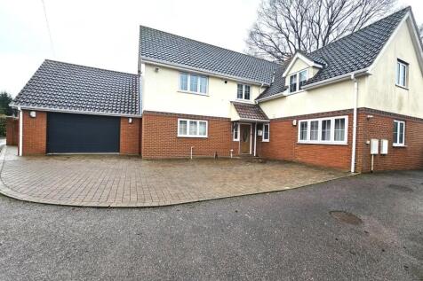 5 bedroom detached house for sale