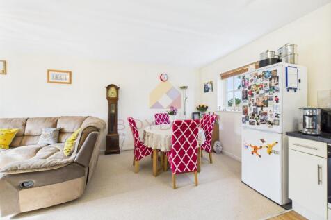Church Mews, Church Road, Colchester CO5 2 bed maisonette for sale