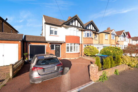 Sandhurst Avenue, Surbiton KT5 4 bed semi