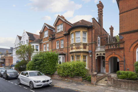 Surbiton Hill Road, Surbiton KT6 2 bed apartment for sale