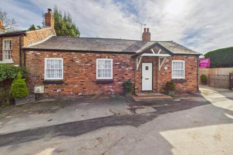 2 bedroom semi-detached bungalow for sale