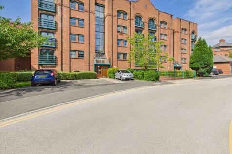 Wharton Court, Chester 2 bed apartment for sale