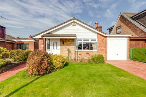 3 bedroom detached bungalow for sale