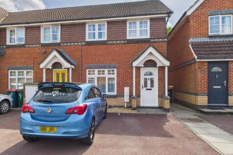 Lulworth Close, Bewbush RH11 3 bed end of terrace house for sale