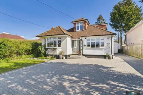 Tinsley Lane, Three Bridges RH10 5 bed detached house for sale