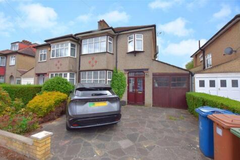 Hawthorn Drive, North Harrow 3 bed semi