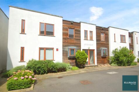Madoc Close, Childs Hill, NW2 2 bed apartment for sale