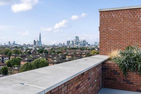 Varcoe Road, London, SE16 1 bed flat for sale