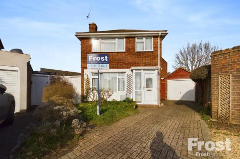 Newhaven Crescent, Ashford, Surrey, TW15 3 bed detached house for sale