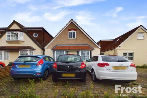 Sandells Avenue, Ashford, Surrey, TW15 4 bed detached house for sale