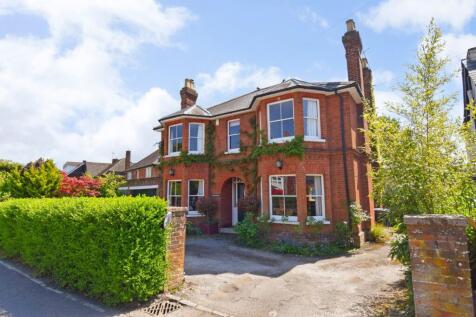 Lincoln Hatch Lane, Burnham... 4 bed detached house for sale