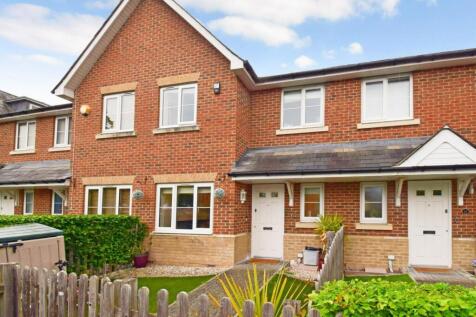 Winch's Meadow, Burnham... 3 bed terraced house for sale