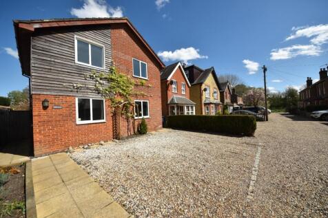 Recreation Road, Bourne End... 4 bed detached house for sale