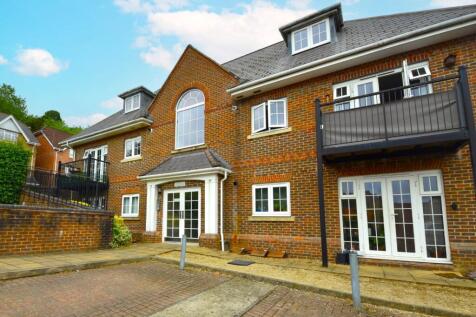 The Sidings, High Wycombe... 2 bed apartment for sale