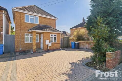 Smiths Lane, Windsor, Berkshire, SL4 3 bed detached house for sale