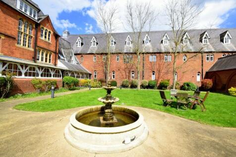 Convent Court, Hatch Lane, Windsor... 1 bed apartment for sale
