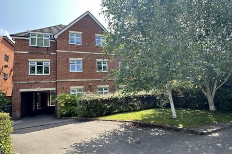 49 Park Road, Camberley, GU15 1 bed apartment for sale