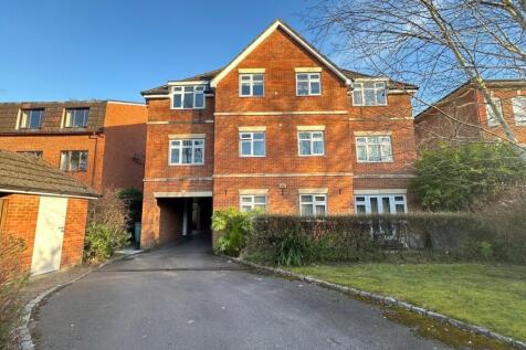 Park Road, Camberley, GU15 1 bed apartment for sale