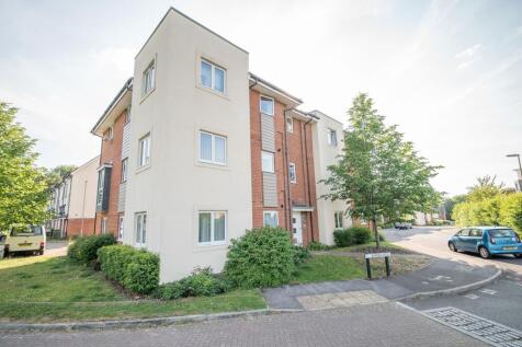 2 bedroom ground floor flat for sale