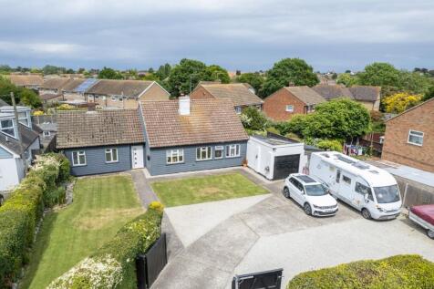 3 bedroom bungalow for sale