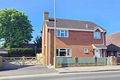 Titchfield Road, Stubbington, PO14 3 bed detached house for sale