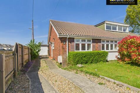 Birch Grove, Potters Bar 2 bed bungalow for sale