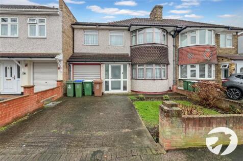 Farnham Road, Welling, Kent, DA16 4 bed semi