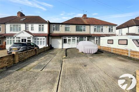 Danson Lane, South Welling, Kent, DA16 4 bed semi