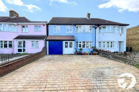 Okehampton Crescent, Welling, Kent, DA16 6 bed semi