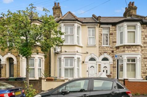 Sunnyside Road, Leyton, E10 3 bed house for sale