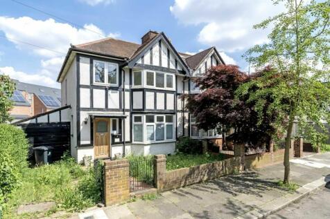 Kathleen Avenue, London W3 3 bed house for sale