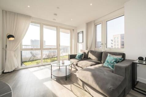 Hanbury Road, London W3 1 bed flat for sale