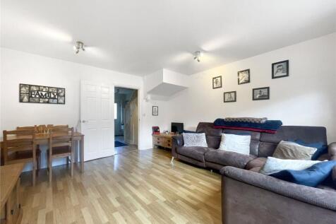 Groombridge Drive, Gillingham, Kent, ME7 4 bed end of terrace house for sale