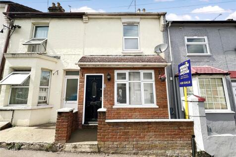 Baden Road, Gillingham, Kent, ME7 3 bed terraced house for sale