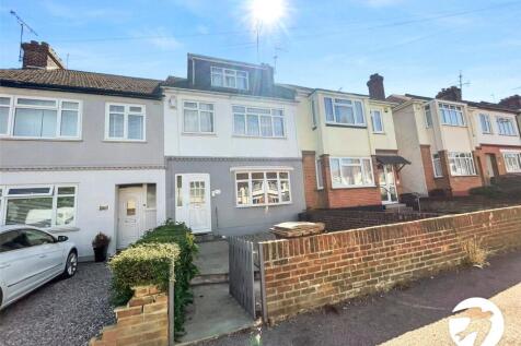 Elmfield, Rainham, Gillingham, Kent, ME8 5 bed terraced house for sale