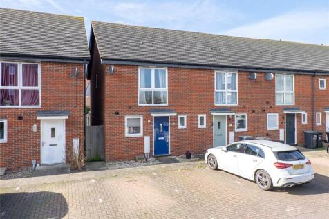2 bedroom end of terrace house for sale