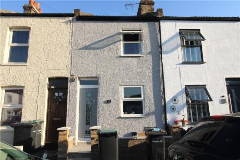 St. Thomas Road, Northfleet... 2 bed terraced house for sale