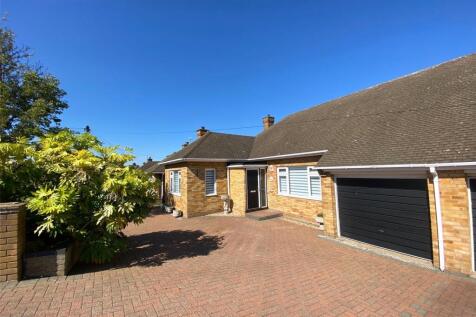 The Drive, Riverview Park, Gravesend... 2 bed bungalow for sale