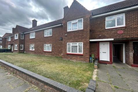 Haynes Road, Northfleet, Gravesend... 2 bed maisonette for sale