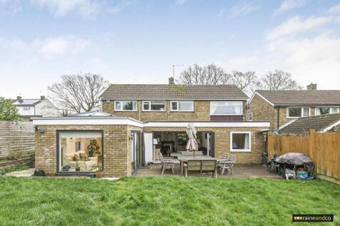 Elm Drive, Hatfield 5 bed detached house for sale