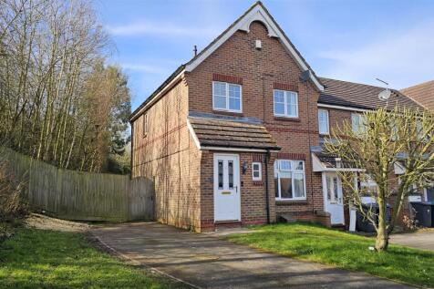 3 bedroom end of terrace house for sale