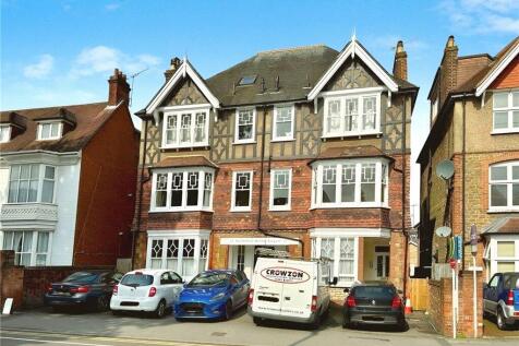 London Road, Guildford, Surrey, GU1 2 bed apartment for sale