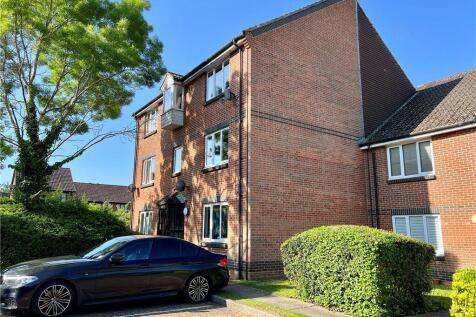 Dairymans Walk, Guildford, Surrey, GU4 1 bed apartment for sale