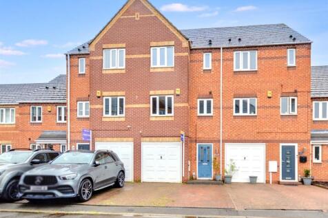 Bramble Court, Sandiacre 3 bed townhouse for sale