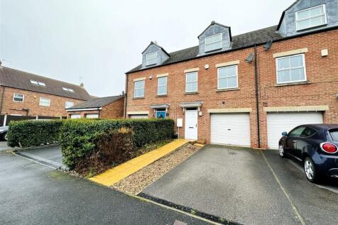 Whitley Farm Close, Whitley, Goole 3 bed terraced house for sale